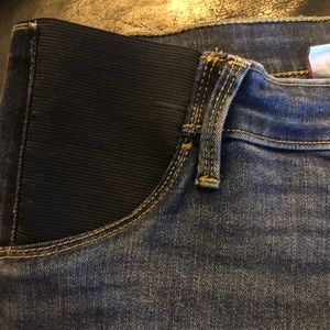 Maternity Capris- Size 4- Distressed